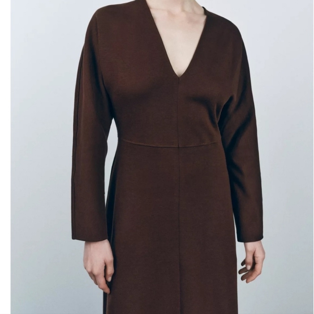 Zara  Burgundy  V-Nack Long Sleeve Dress - Picture 2 of 9